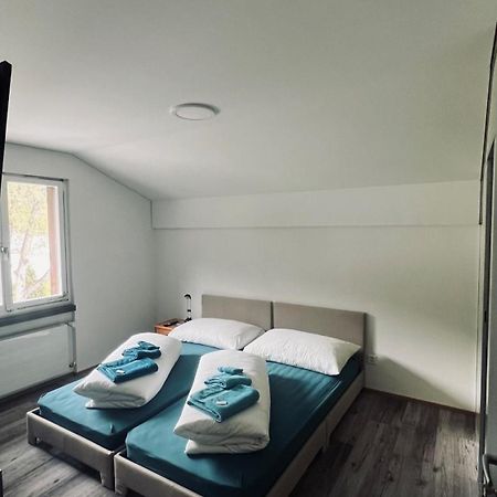 Hotel Pez Ault 迪森蒂斯 外观 照片
