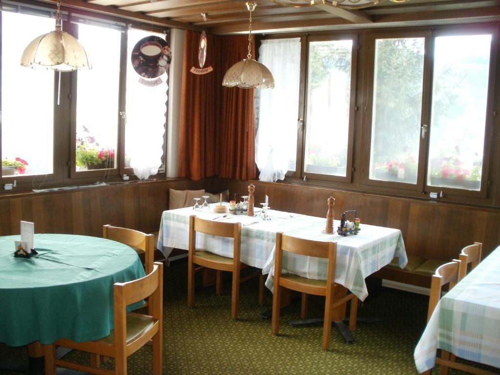Hotel Pez Ault 迪森蒂斯 外观 照片