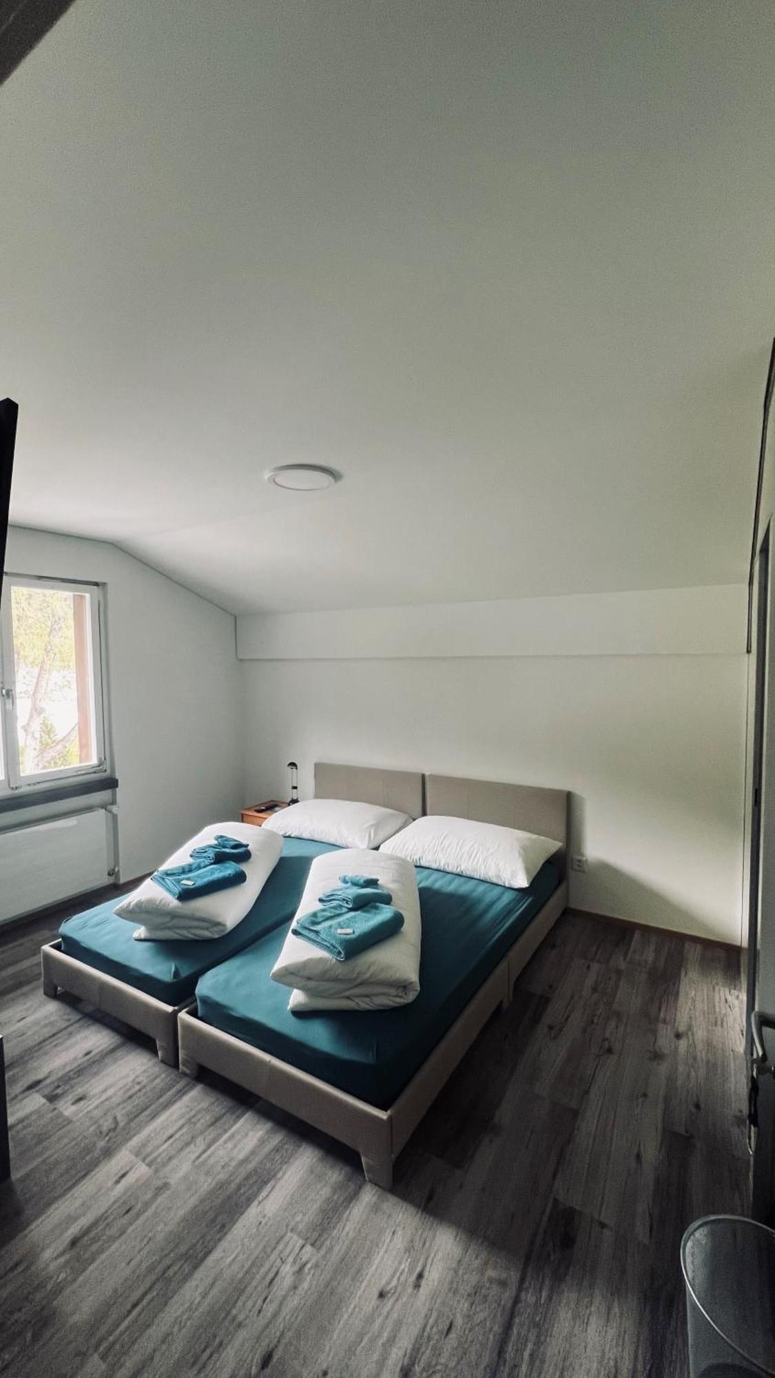 Hotel Pez Ault 迪森蒂斯 外观 照片